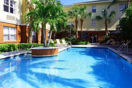 фото отеля Extended Stay Deluxe Hotel Pompano Beach