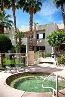 фото отеля Desert Isle of Palm Springs