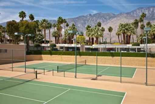 фото отеля Desert Isle of Palm Springs