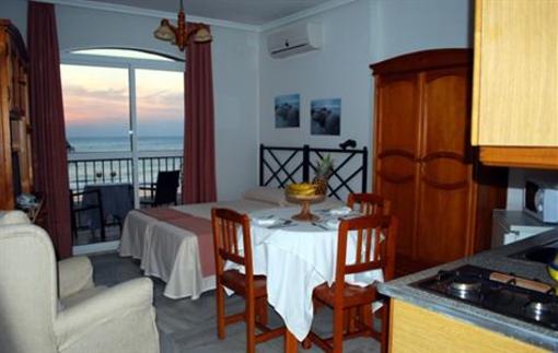 фото отеля Hotel Apartamentos Marina Luz Chipiona