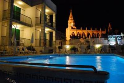 фото отеля Hotel Apartamentos Marina Luz Chipiona