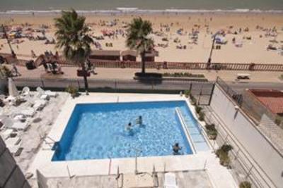 фото отеля Hotel Apartamentos Marina Luz Chipiona