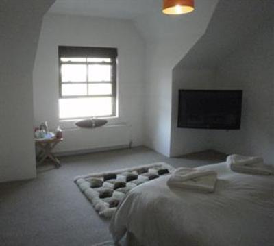 фото отеля Langland Road B&B