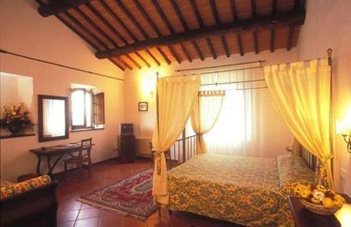 фото отеля Relais Borgo Di Stigliano Hotel Sovicille
