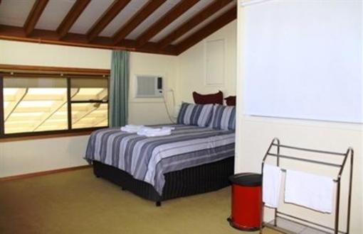 фото отеля Bathurst Heights B&B