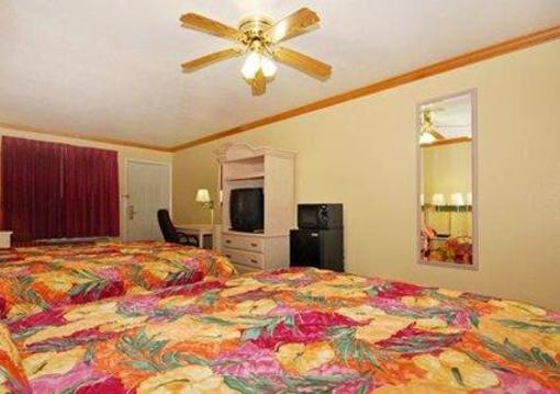 фото отеля Econo Lodge & Suites Corpus Christi