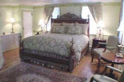 фото отеля Admiral Farragut Inn Newport