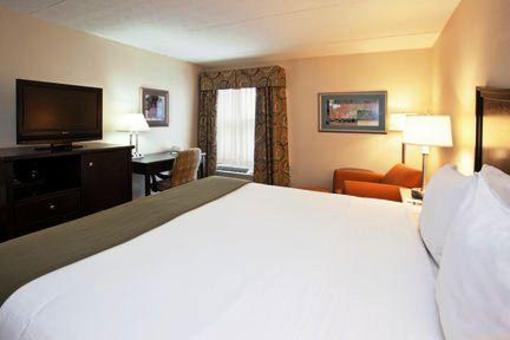 фото отеля Holiday Inn Express London I-70
