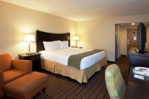 фото отеля Holiday Inn Express London I-70