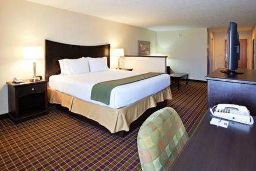 фото отеля Holiday Inn Express London I-70