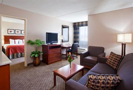 фото отеля Holiday Inn Hotel & Suites Cincinnati-Eastgate