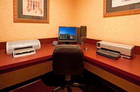 фото отеля Holiday Inn Hotel & Suites Cincinnati-Eastgate