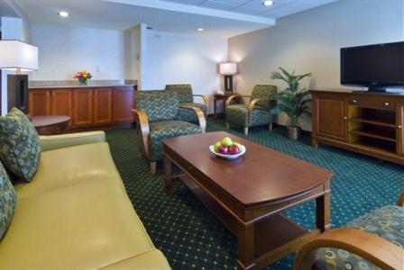 фото отеля Holiday Inn Hotel & Suites Cincinnati-Eastgate