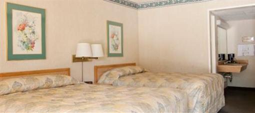 фото отеля Vagabond Inn Palm Springs