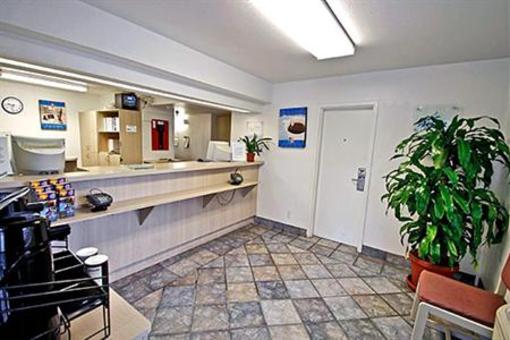 фото отеля Motel 6 Tampa Downtown