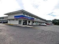 Motel 6 Tampa Downtown