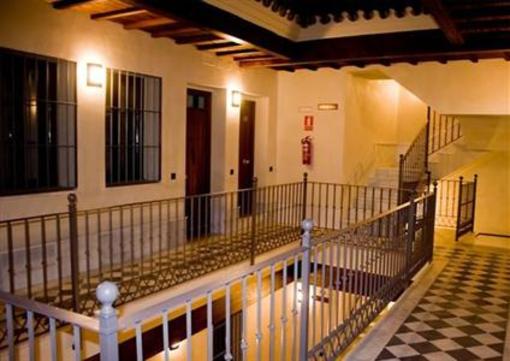 фото отеля Living Sevilla Apartments Catedral