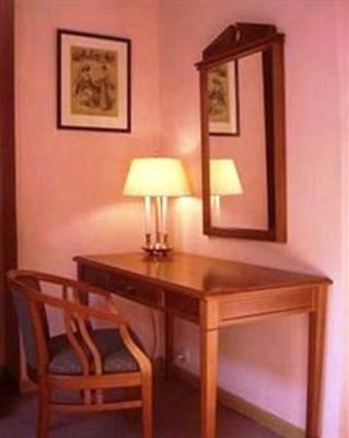 фото отеля Hotel Neufchatel