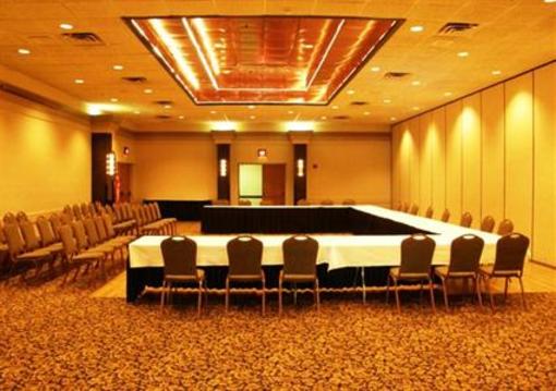 фото отеля Holiday Inn Manitowoc