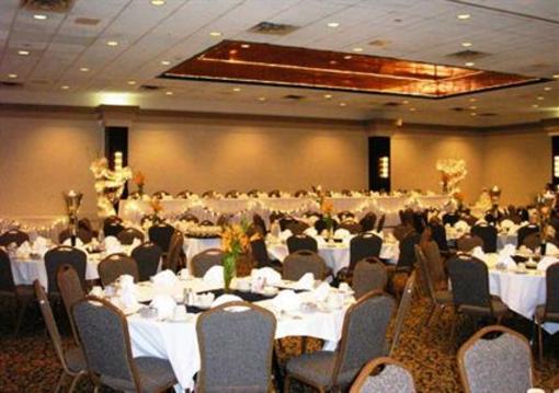 фото отеля Holiday Inn Manitowoc