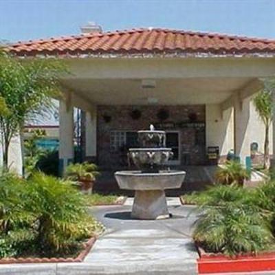 фото отеля Guesthouse International Inn & Suites South Gate