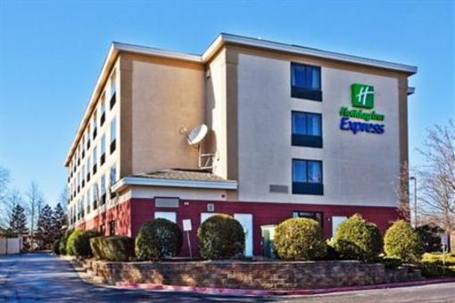 фото отеля Holiday Inn Express Alpharetta Windward Parkway