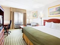 Holiday Inn Express Alpharetta Windward Parkway