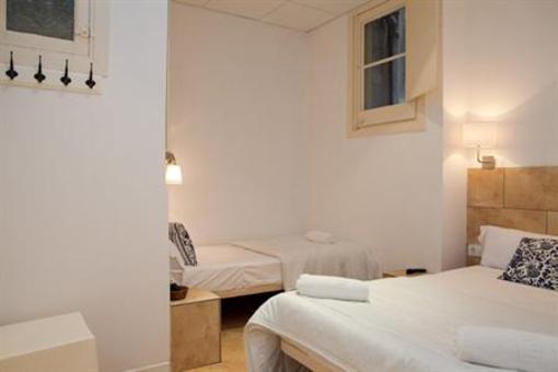 фото отеля Martinval Hostal