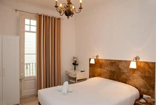 фото отеля Martinval Hostal