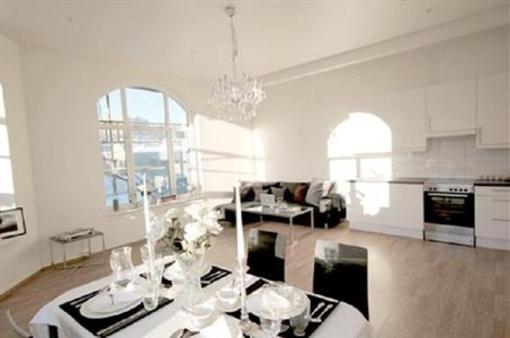 фото отеля Chateau Apartments