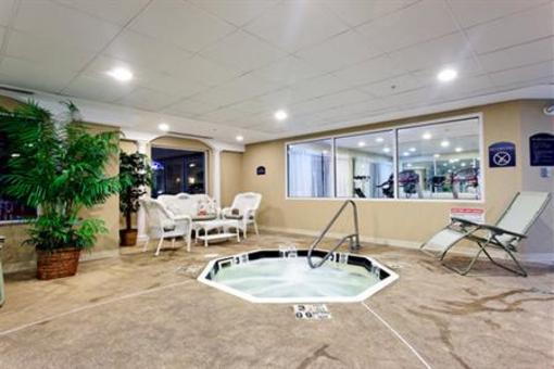 фото отеля Holiday Inn Express Branford New Haven