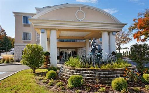 фото отеля Holiday Inn Express Branford New Haven