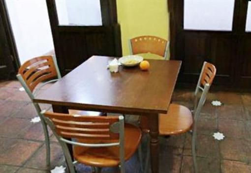 фото отеля Oasis Backpackers Hostel Granada