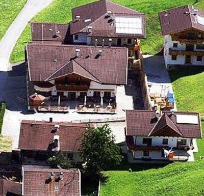 фото отеля Gasthof Kratzerwirt Neustift im Stubaital