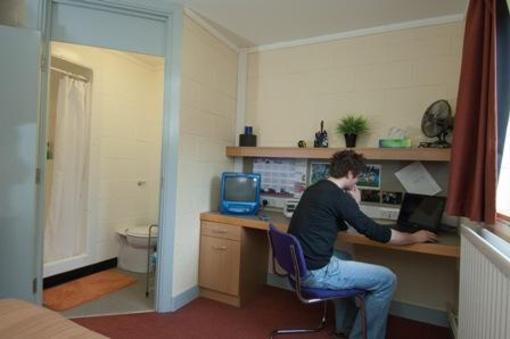 фото отеля Queens University Student Accommodation Belfast