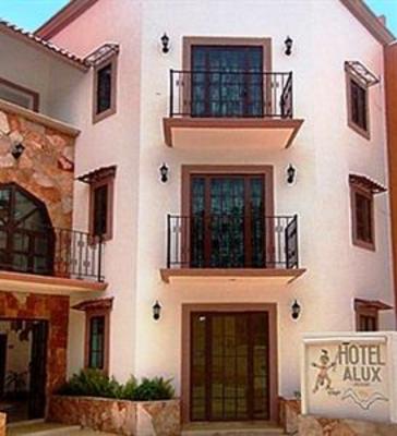фото отеля Hotel Alux Playa del Carmen