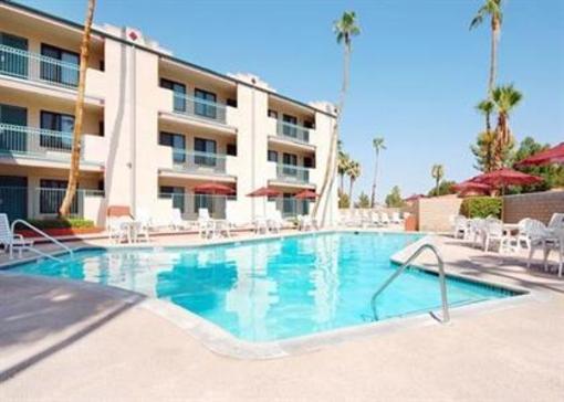 фото отеля Comfort Inn Palm Springs