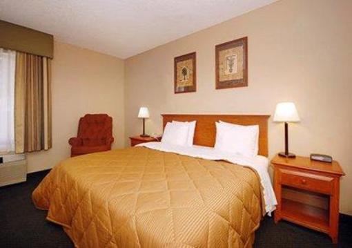 фото отеля Comfort Inn Palm Springs