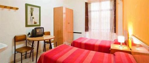 фото отеля Hostal Antares