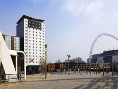 фото отеля Ibis London Wembley