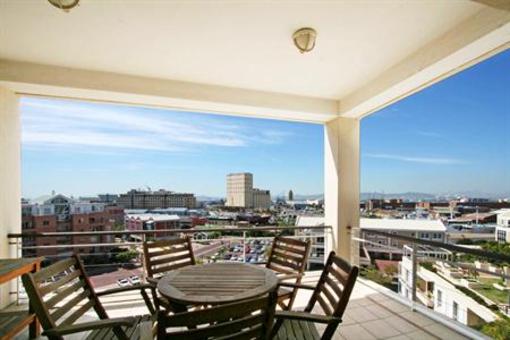 фото отеля Atlantic Marina Waterfront Apartments