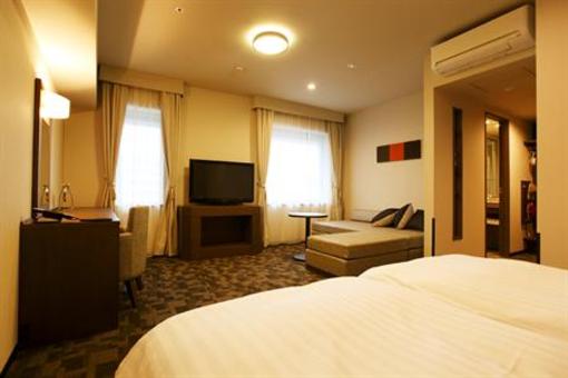 фото отеля Dormy inn Premium Shibuya Jingumae