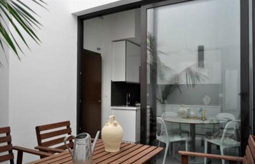 фото отеля Apartamentos Turisticos Patio De Viana