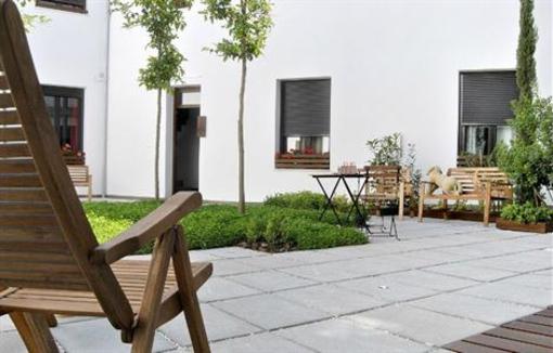 фото отеля Apartamentos Turisticos Patio De Viana