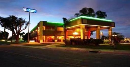 фото отеля Best Western Plus InnSuites Yuma Mall Hotel & Suites