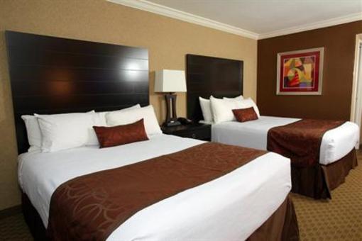 фото отеля Best Western Plus InnSuites Yuma Mall Hotel & Suites