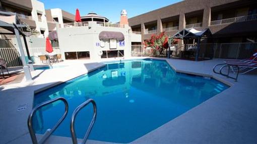 фото отеля Best Western Plus InnSuites Yuma Mall Hotel & Suites
