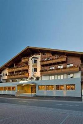 фото отеля Hotel Alpenhof Flachau