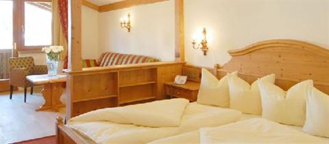 фото отеля Hotel Alpenhof Flachau