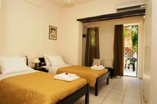 фото отеля Ourania Apartments & Hotel Gouves